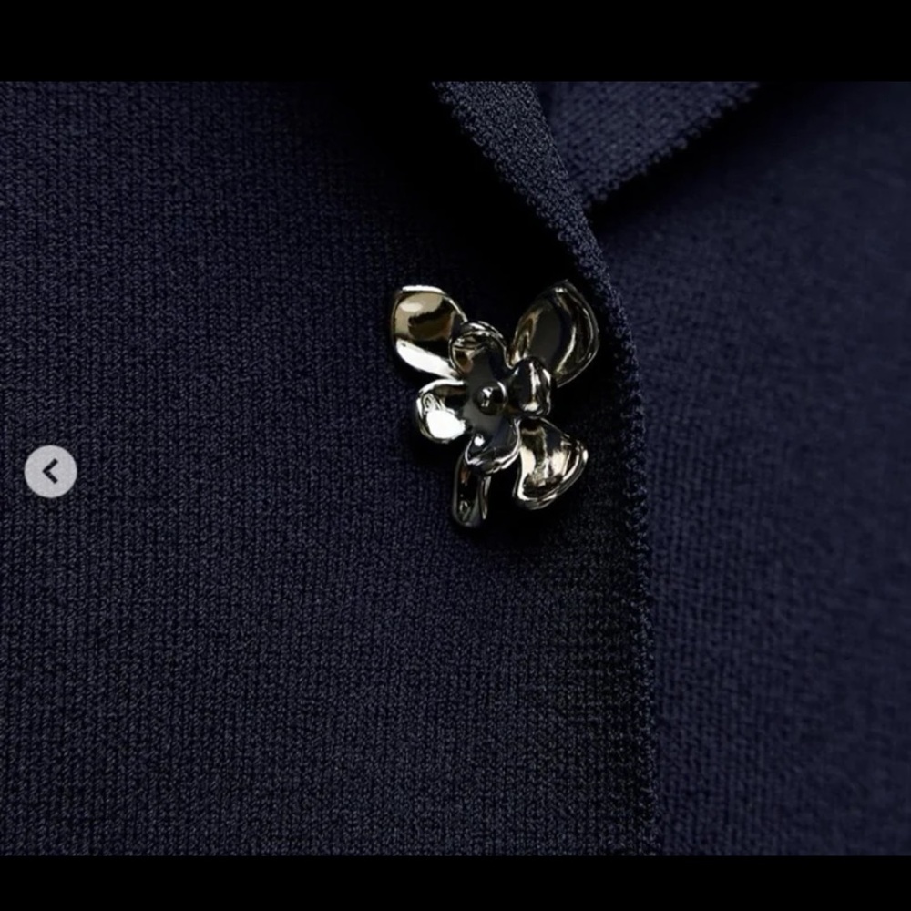 NWT Zara Flower Button Knit Cardigan Blazer Sweater in Navy Blue size Medium - Picture 6 of 12